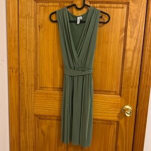 PARIS ATELIER & other stories dress in sage green